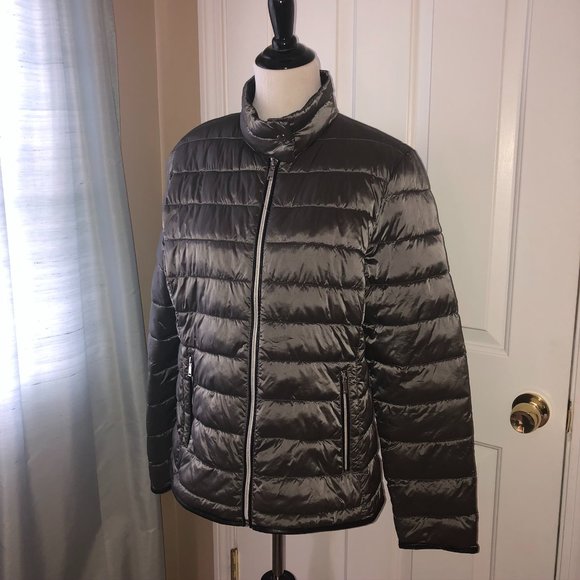 Black rivet puffer jacket Clearance